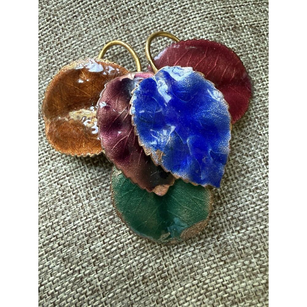 Vintage Leaf Scarf Clip Brooch Enamel Colorful Art To Wear Gold Tone Artsy Retro